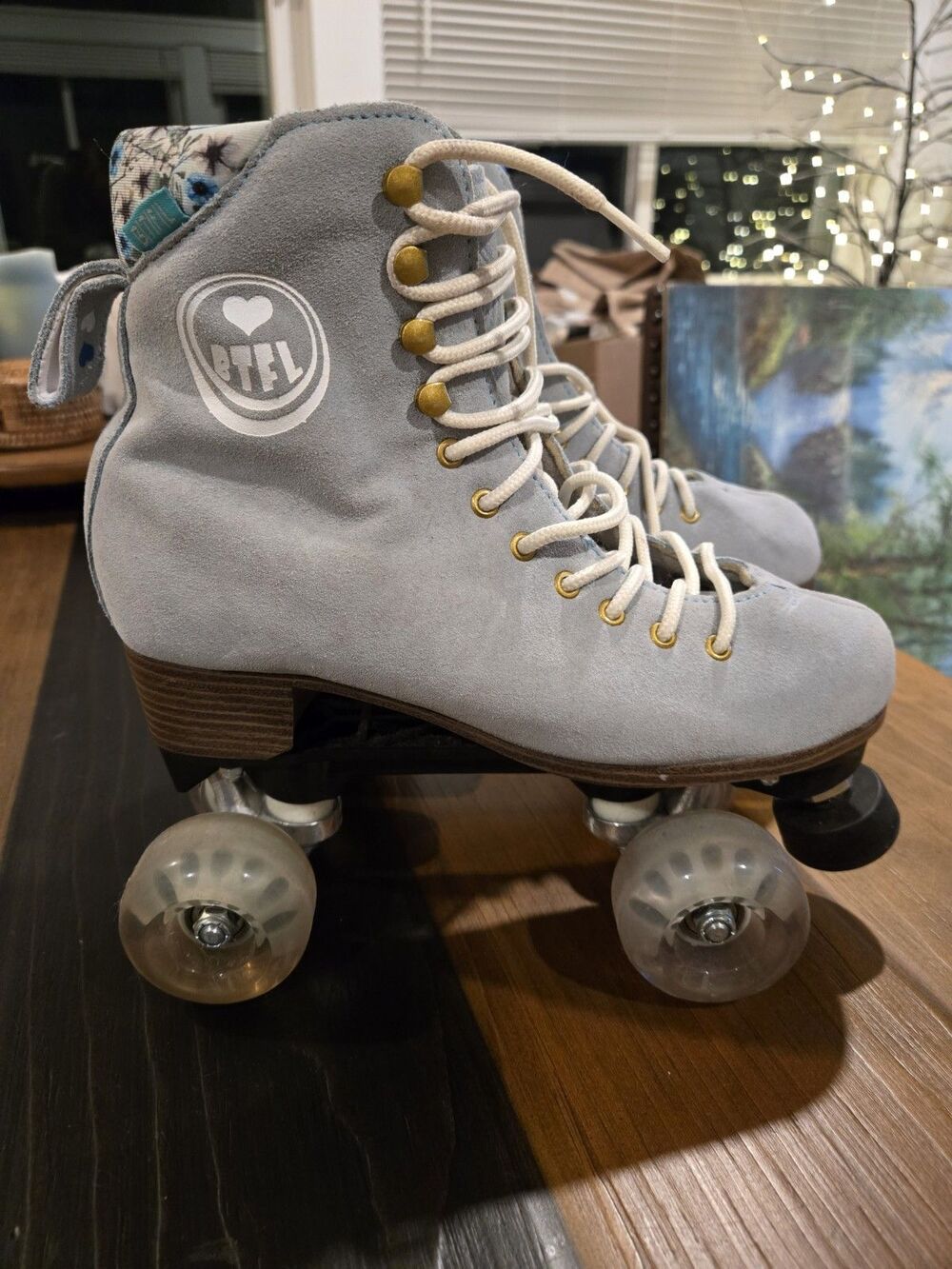 BTFL Women's Classic Quad Roller Skates- Powder Blue/White US 9